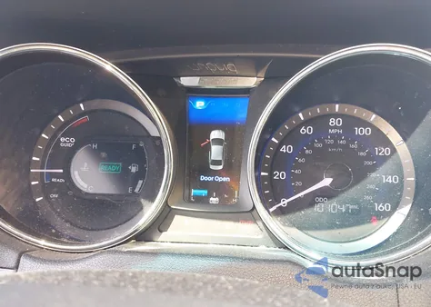 2014 Hyundai Sonata Hybrid from USA, damaged, VIN KMHEC4A42EA115444